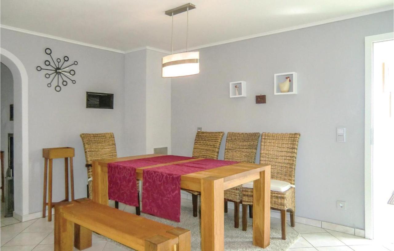 Amazing Apartment In Karlshausen With Kitchen エクステリア 写真