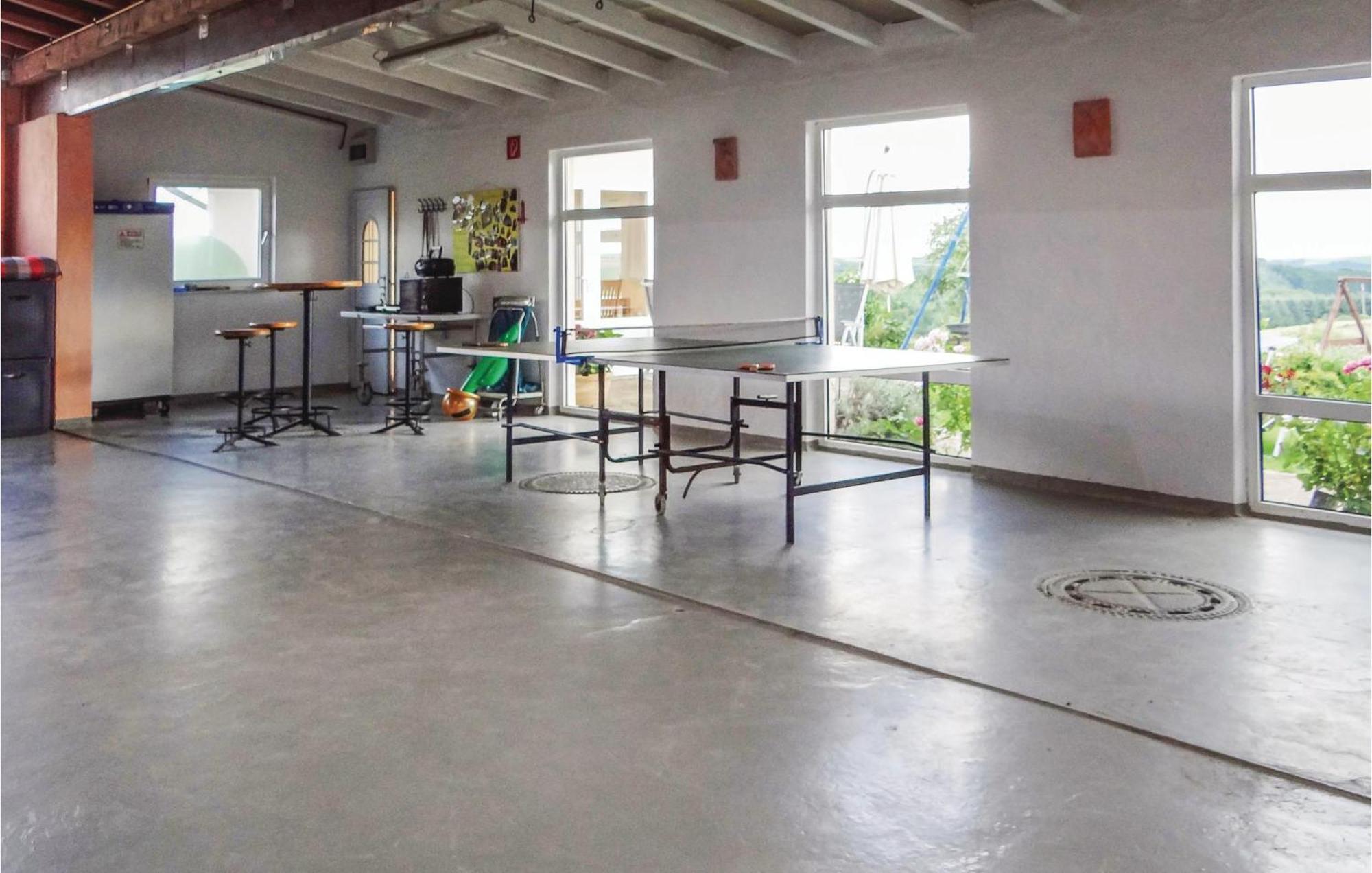 Amazing Apartment In Karlshausen With Kitchen エクステリア 写真